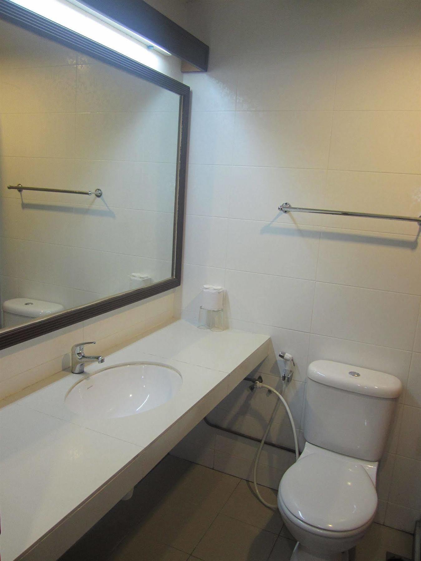 Garden Inn, Penang Джордж Таун Екстериор снимка